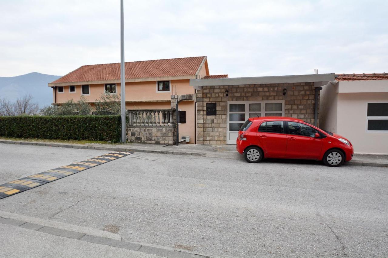 Modern Seaside Escape - Stunning Sea View - Private & Stylish Apartment Kotor Exterior foto