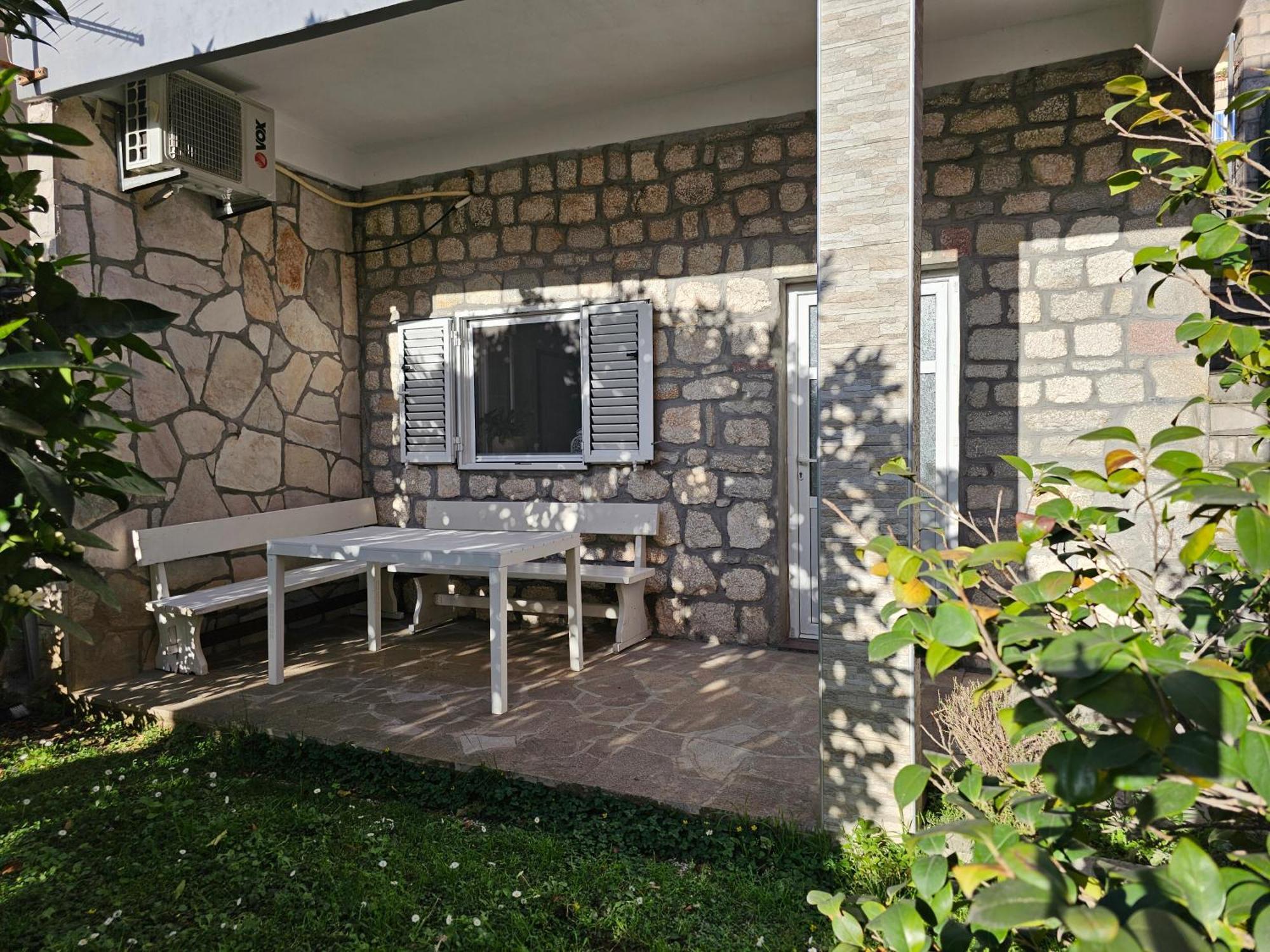 Modern Seaside Escape - Stunning Sea View - Private & Stylish Apartment Kotor Exterior foto